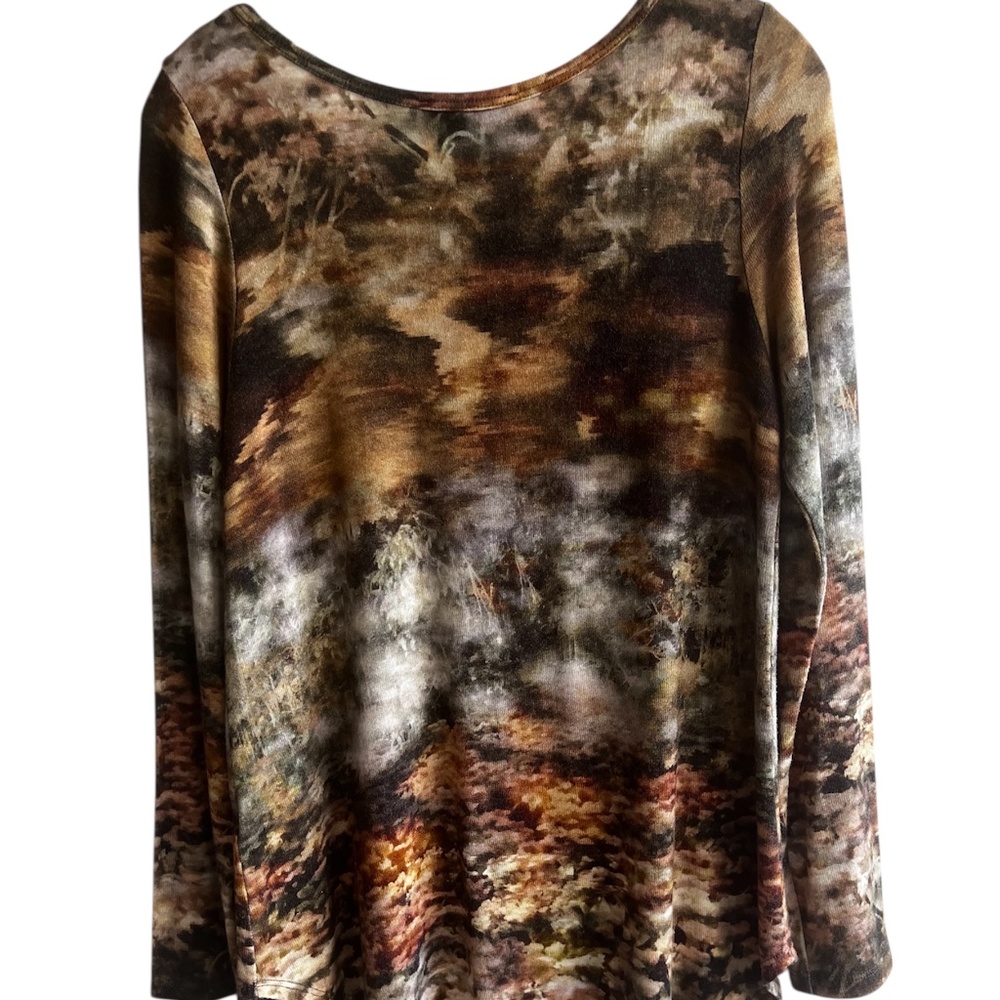 Karen Kane long-sleeve top with an abstract print Size - Picture 2 of 4
